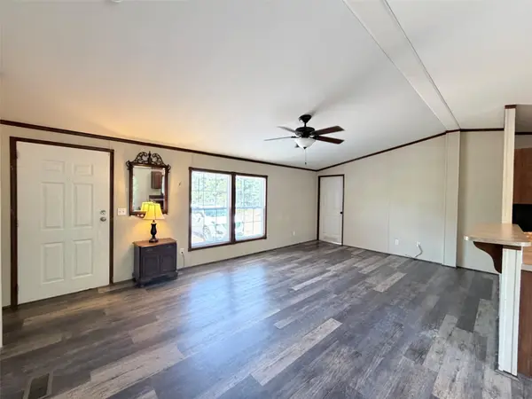 157 Lakeside DR, Bastrop, TX 78602
