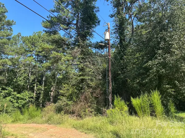 162 Lancaster RD, Forest City, NC 28043