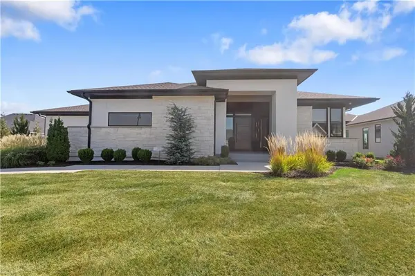 4415 W 136th ST, Leawood, KS 66224