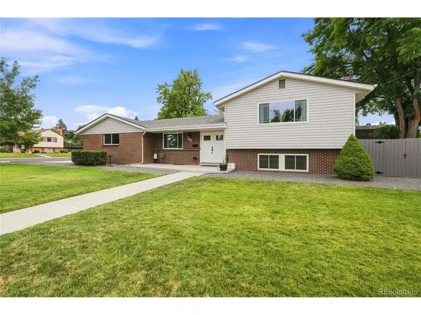 690 E Davies, Centennial, CO 80122