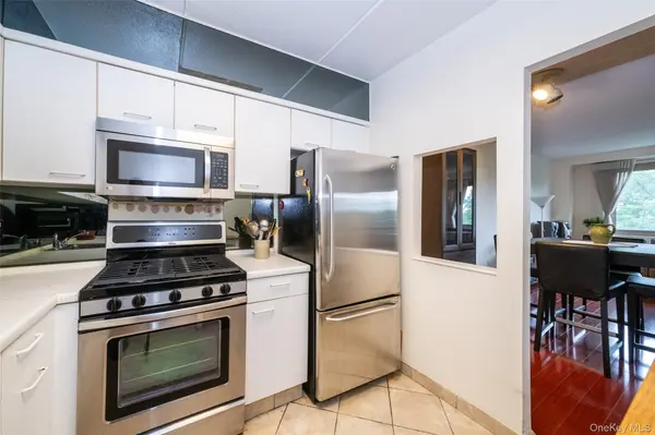 701 Pelham RD #5L, New Rochelle, NY 10805