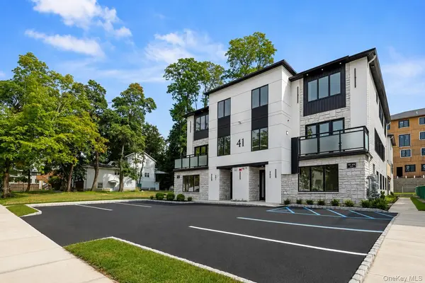 41 Saddle River RD #201, Monsey, NY 10952