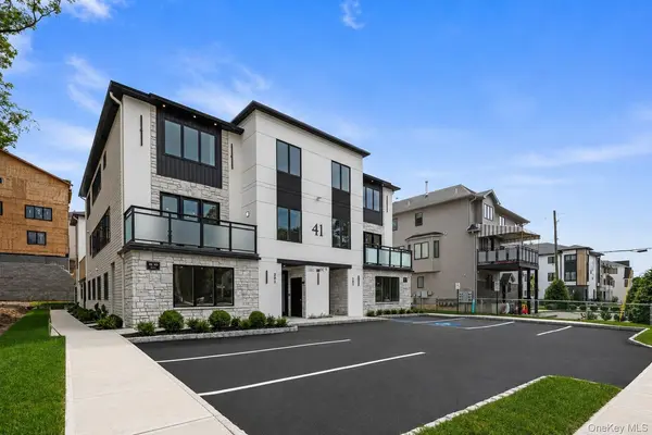41 Saddle River RD #111, Monsey, NY 10952