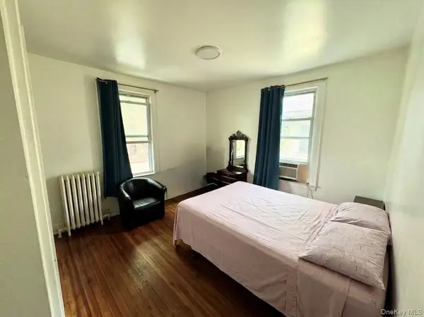 7 President ST, Far Rockaway, NY 11691