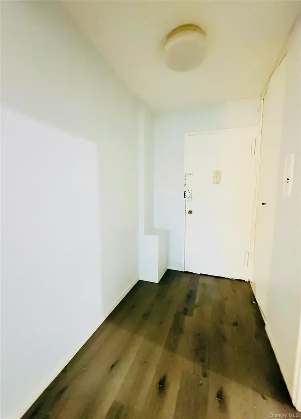 61-35 98 street #10N, Rego Park, NY 11374
