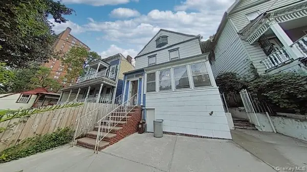 3378 Fort Independence ST, Bronx, NY 10463