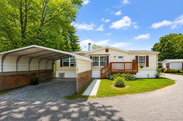 42 Feller CT, Lagrangeville, NY 12603