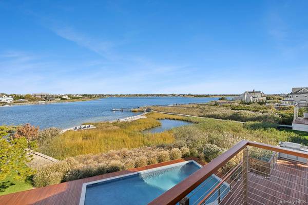 218 Dune RD, Westhampton Beach, NY 11978