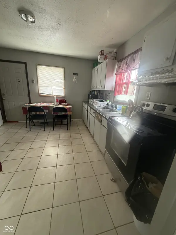 2201 N Moreland AVE, Indianapolis, IN 46222