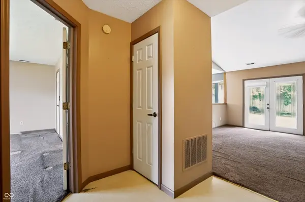 2111 Coldwater CIR, Indianapolis, IN 46239