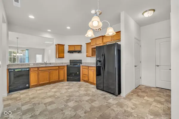 4727 Lilac DR, Plainfield, IN 46168