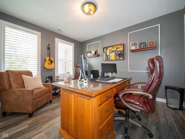 16875 Edgeview DR, Noblesville, IN 46062