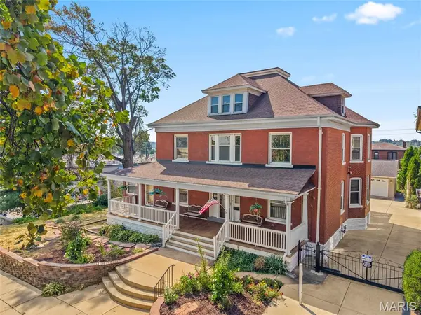 6120 Victoria AVE #0, St Louis, MO 63139