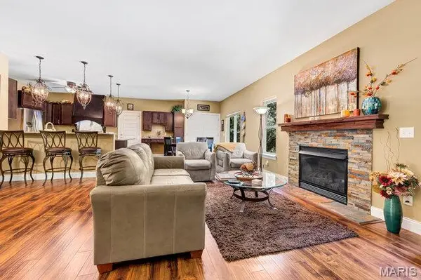 23540 Cabin Ridge DR, Warrenton, MO 63383