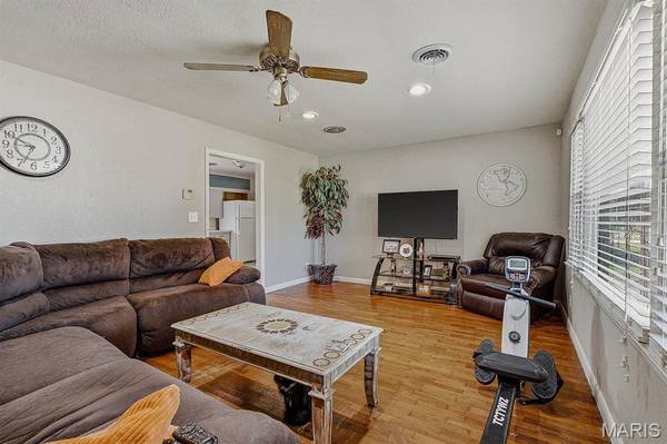 1112 David DR, Kennett, MO 63857