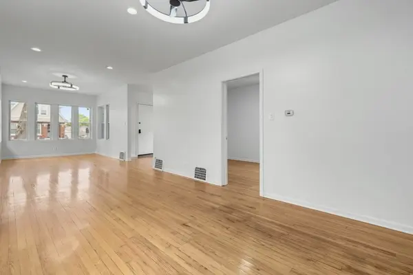 8451 S May ST, Chicago, IL 60620
