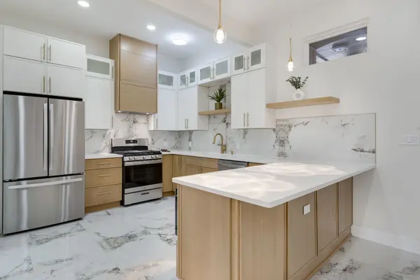 4917 S Washington Park CT, Chicago, IL 60615