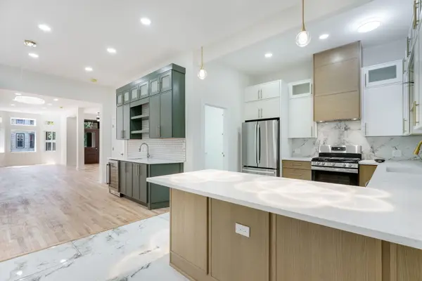 4917 S Washington Park CT, Chicago, IL 60615