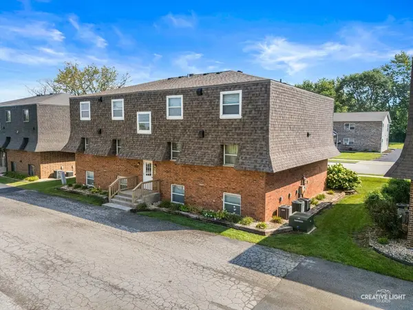 1119 Elizabeth CT, Crest Hill, IL 60403