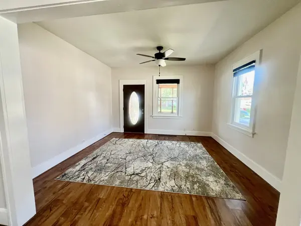 2323 Jackson AVE, Davenport, IA 52802