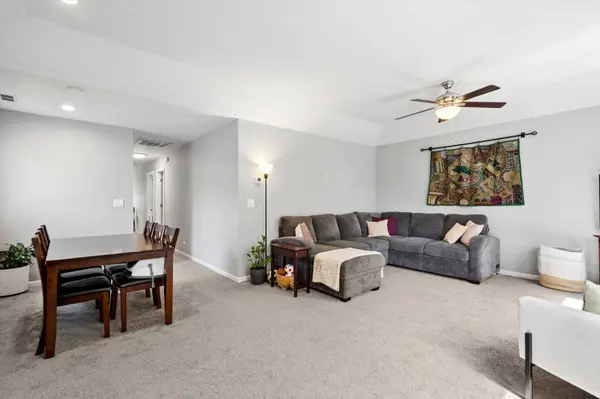 Address not disclosed, Forest Park, IL 60130