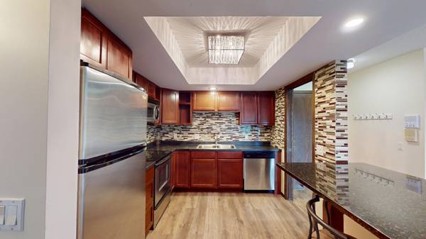 4710 58th AVE N #301, Crystal, MN 55429