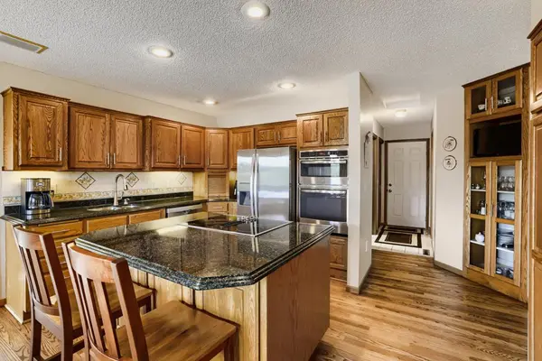18130 Robinson CIR, Dayton, MN 55327