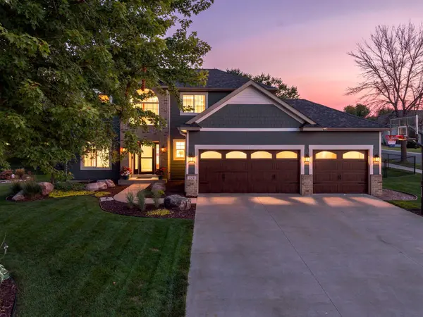 921 Bridle Creek DR, Jordan, MN 55352