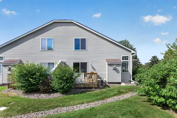 6193 Courtly RD #E, Woodbury, MN 55125