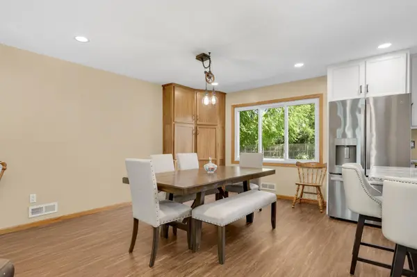 2704 Rolling Oaks RD, Burnsville, MN 55337