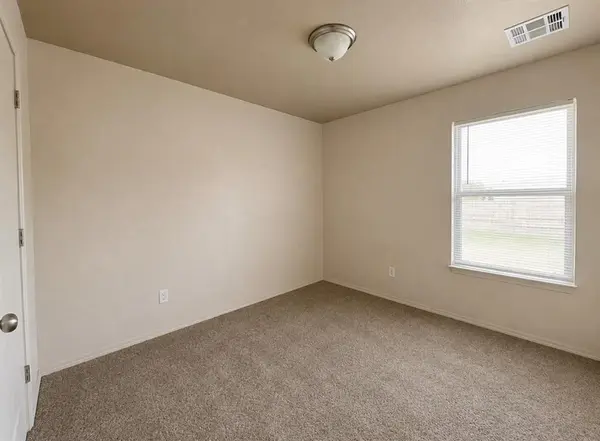 3614 Janus CIR, Yukon, OK 73099