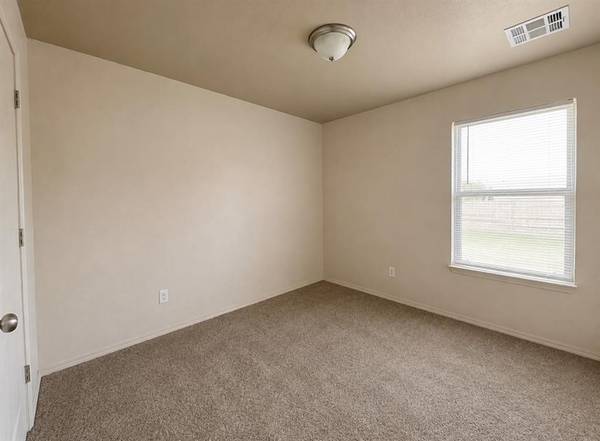 3614 Janus CIR, Yukon, OK 73099