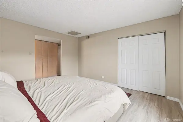 3426 S Locust ST #F, Denver, CO 80222