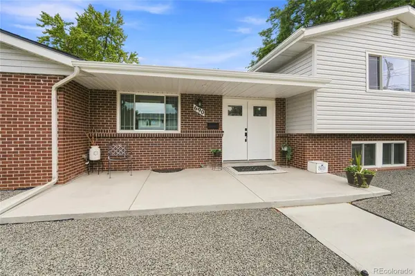 690 E Davies AVE, Centennial, CO 80122