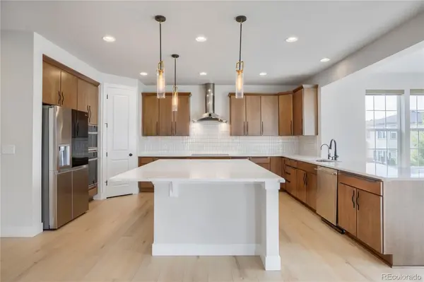 7319 S Yantley WAY, Aurora, CO 80016