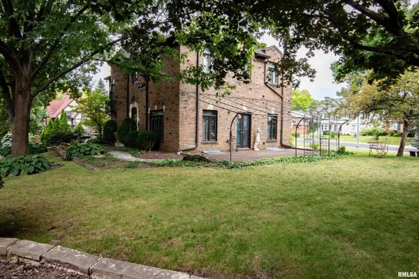 3817 N NORTHWOOD AVE, Peoria, IL 61614