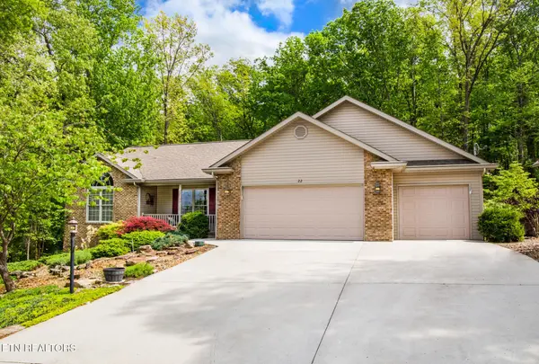 22 Chelteham Lane,  Crossville,  TN 38558