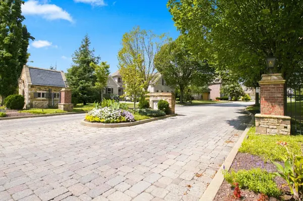 2211 Chantry Place Lane, Thompsons Station, TN 37179