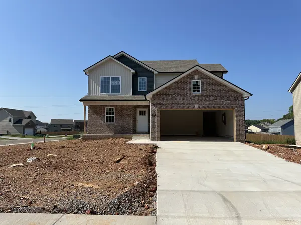 404 Park Glen Ln, Clarksville, TN 37042