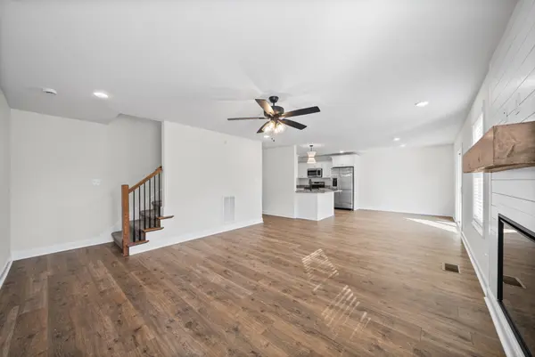 404 Park Glen Ln, Clarksville, TN 37042