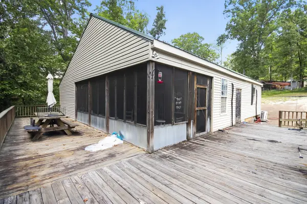 187 Sweetbrier Dr, Decaturville, TN 38329