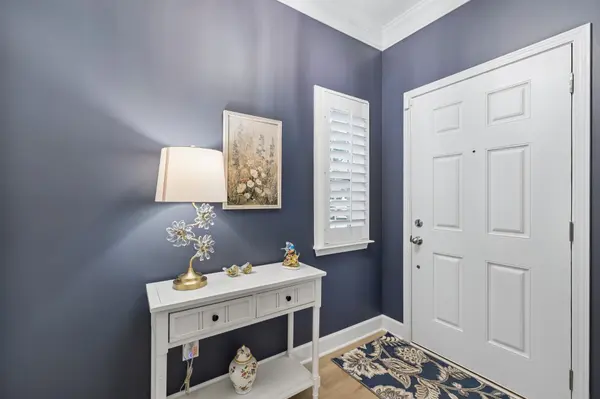 2538 Stonecenter Ln, Murfreesboro, TN 37128