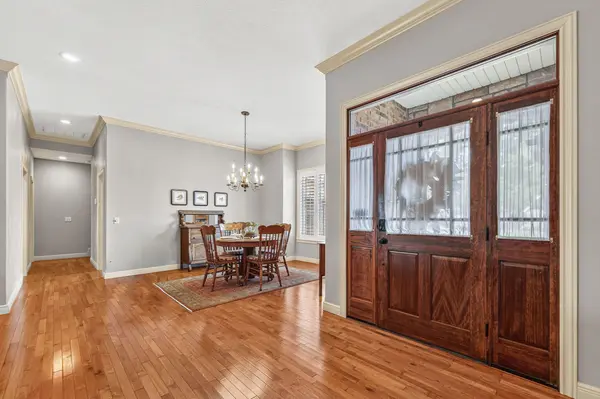1409 N Wicklow RD, Nixa, MO 65714