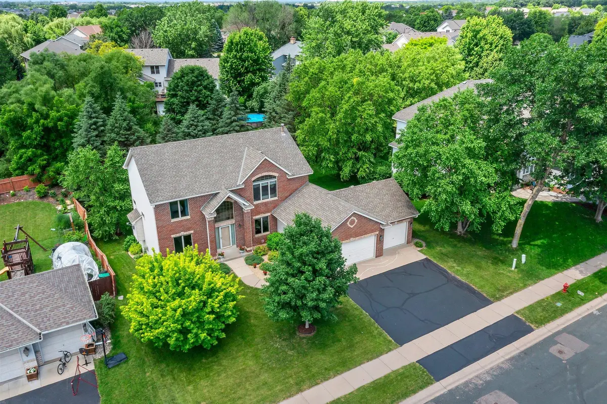 7151 Weston LN N, Maple Grove, MN 55311