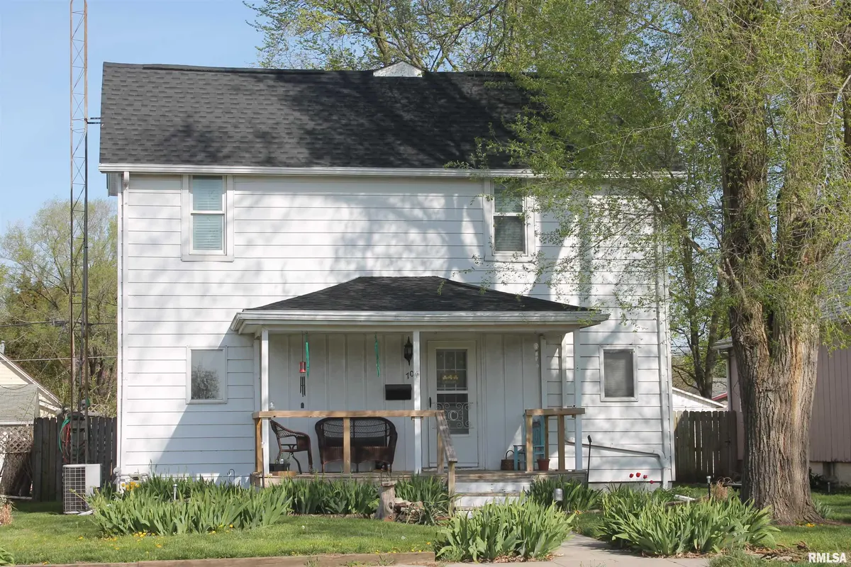 709 N SHERMAN ST, Lincoln, IL 62656