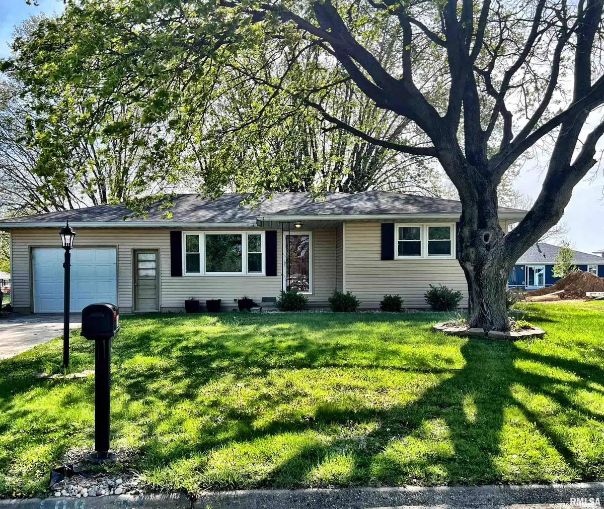 108 GLENRIDGE DR, East Peoria, IL 61611