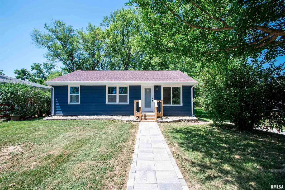 205 MONTEREY DR, Washington, IL 61571