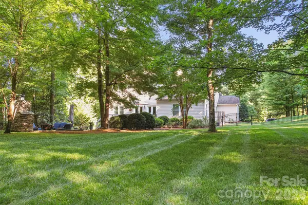 1205 Crofton DR, Waxhaw, NC 28173