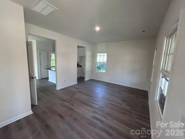 523 W Front ST, Statesville, NC 28677