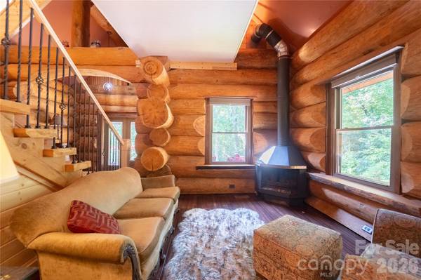 142 W Southwood DR, Brevard, NC 28712